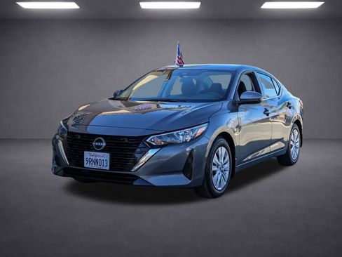 Used 2025 Nissan Sentra S image 8