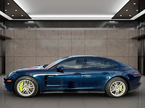 Used 2018 Porsche Panamera 4 AWD/4WD image 5