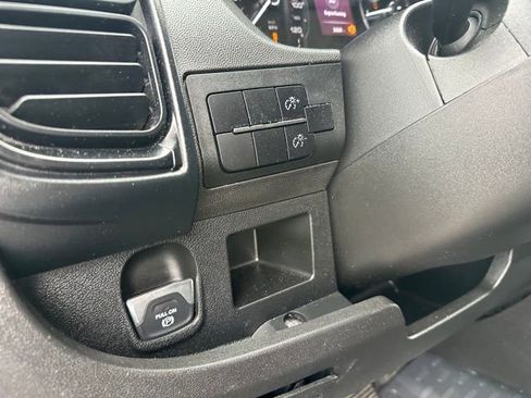 Used 2023 RAM ProMaster 2500 FWD image 13