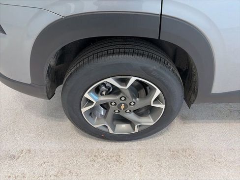 New 2026 Chevrolet Trax LT w/ Driver Confidence Package image 7