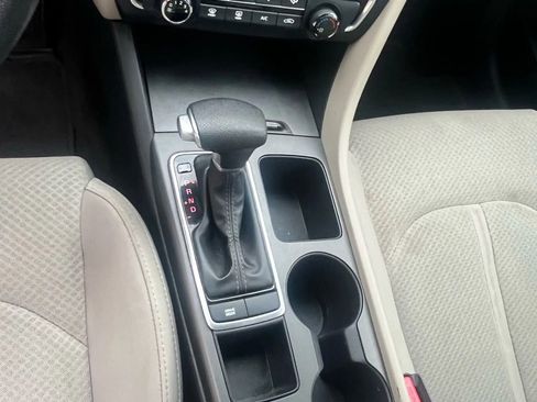 Used 2018 Kia Optima LX w/ 17" Alloy Wheels Package image 15