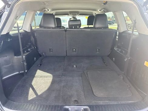 Used 2017 Toyota Highlander Plus w/ Protection Package #3 AWD/4WD image 11