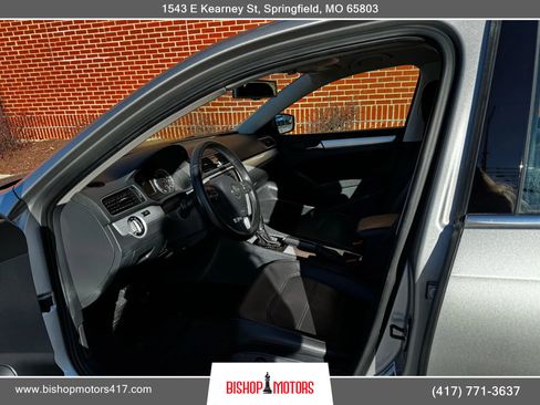 Used 2013 Volkswagen Passat 2.5 SE image 12