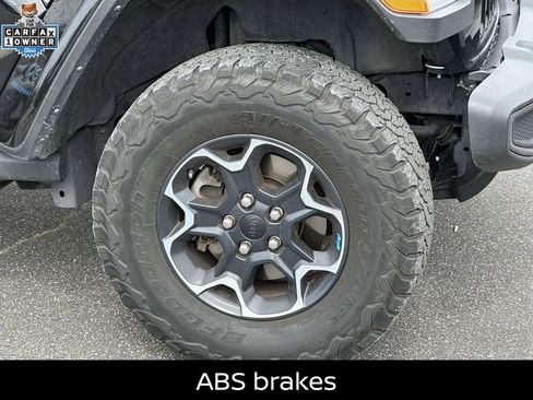 Used 2023 Jeep Wrangler Unlimited Rubicon 4xe w/ Cold Weather Group AWD/4WD image 9