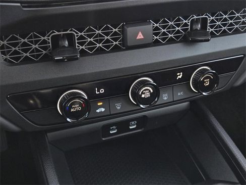 Used 2023 Honda Accord LX image 19