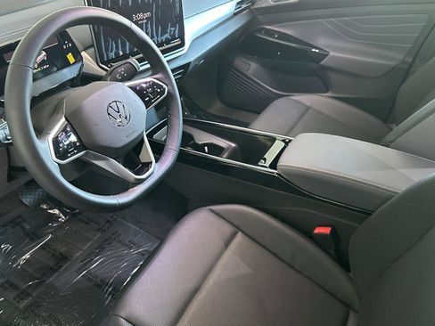 New 2026 Volkswagen ID.4 Pro S image 9