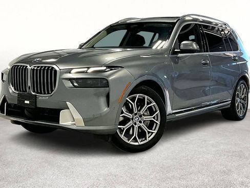 Certified 2024 BMW X7 xDrive40i w/ Premium Package image 14