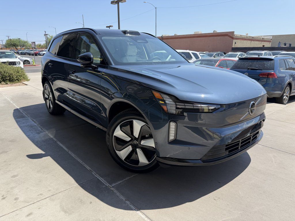 Used 2025 Volvo EX90 Plus AWD/4WD image 6