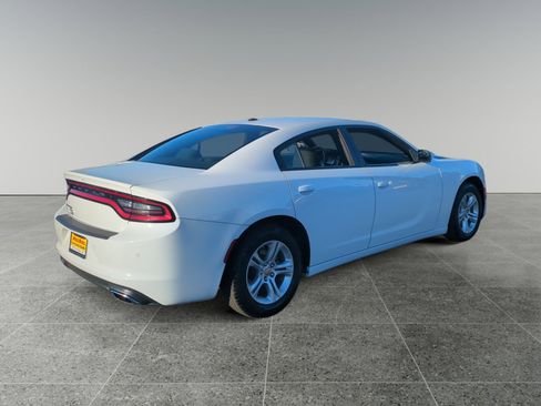 Used 2022 Dodge Charger SXT image 5