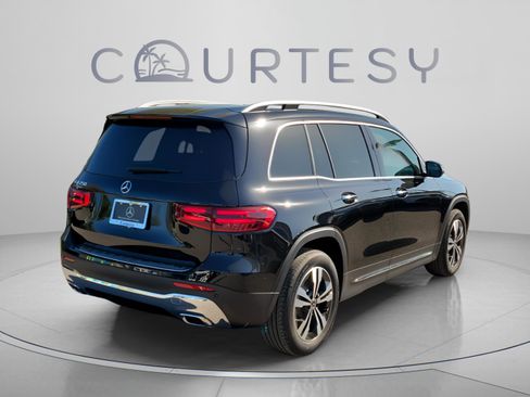 Certified 2026 Mercedes-Benz GLB 250 image 3