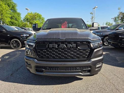 New 2026 RAM 1500 4x4 Crew Cab image 2