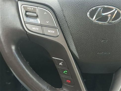 Used 2017 Hyundai Santa Fe Sport image 25