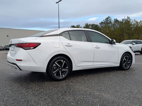 Certified 2024 Nissan Sentra SV image 4