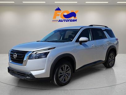 Used 2024 Nissan Pathfinder SV