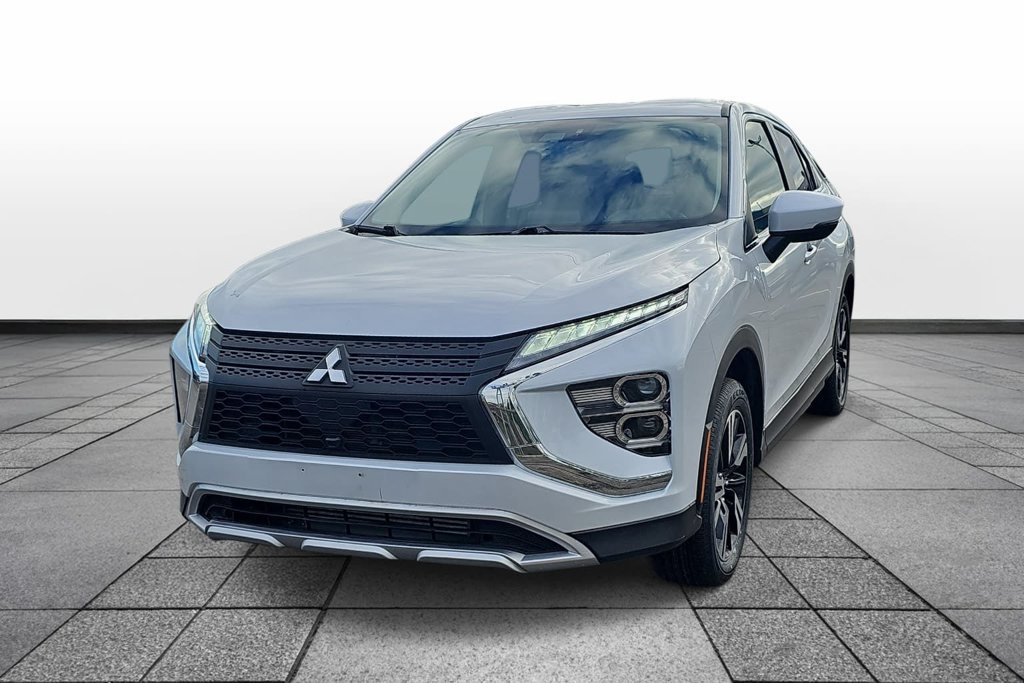 Used 2025 Mitsubishi Eclipse Cross AWD image 1