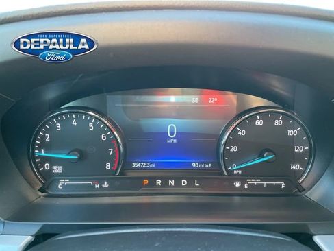 Used 2022 Ford Explorer XLT image 2