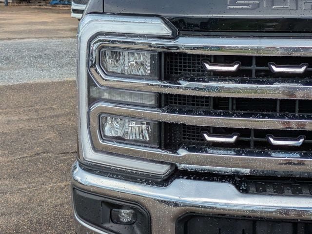Used 2024 Ford F250 Lariat AWD/4WD image 10