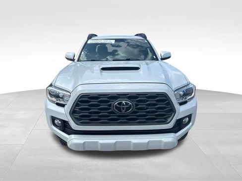 Used 2023 Toyota Tacoma TRD Sport w/ Technology Package AWD/4WD image 8