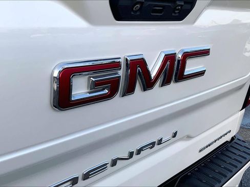 Used 2021 GMC Sierra 1500 Denali w/ Denali Ultimate Package image 31