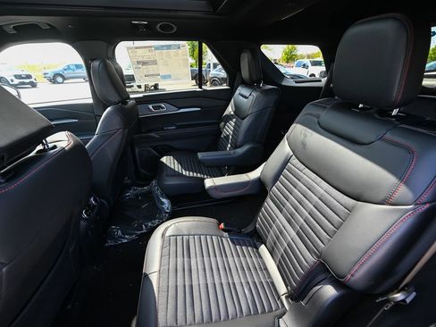New 2026 Ford Explorer ST-Line AWD/4WD image 20