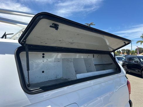 Used 2022 Toyota Tacoma SR RWD image 37