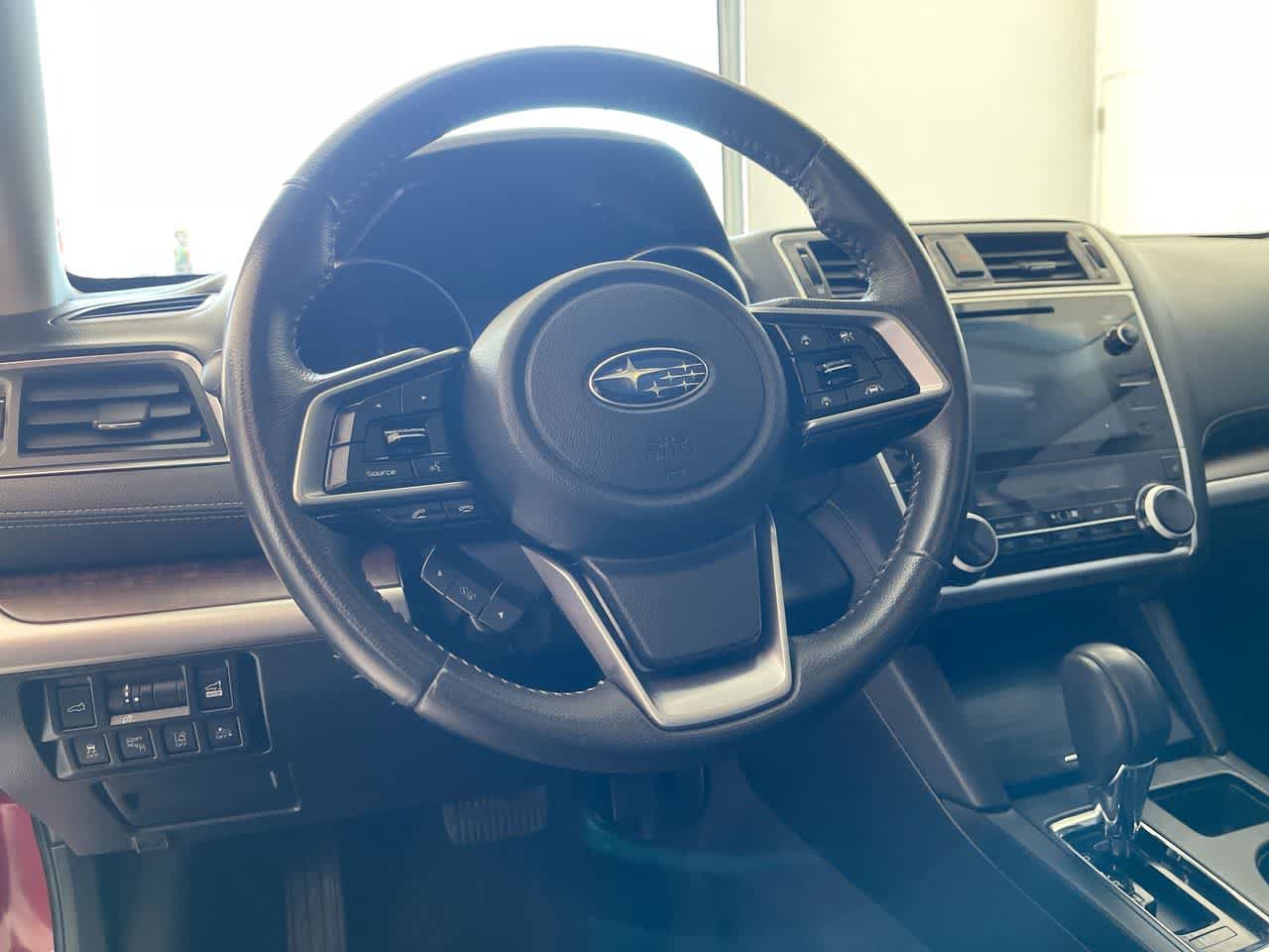 Used 2018 Subaru Outback 3.6R Limited AWD/4WD image 14