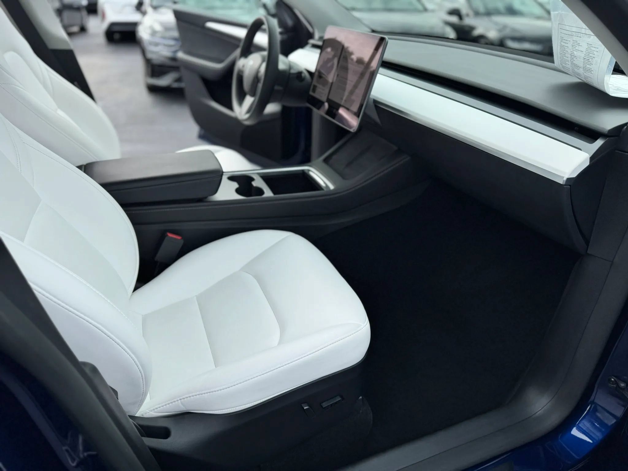 Used 2023 Tesla Model Y Long Range AWD/4WD image 12