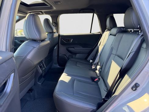 New 2026 Subaru Outback Limited AWD/4WD image 11