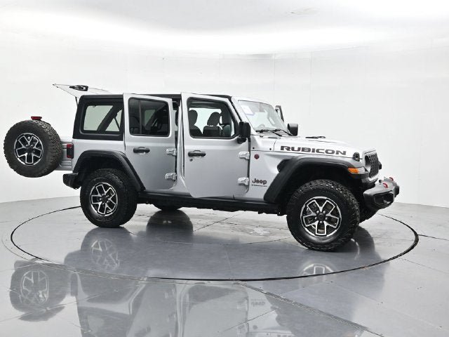 Used 2024 Jeep Wrangler Unlimited Rubicon AWD/4WD image 54