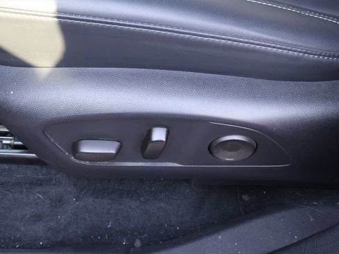 Used 2024 GMC Acadia Elevation FWD image 11