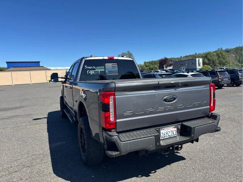 Used 2023 Ford F250 Lariat w/ Lariat Ultimate Package image 7