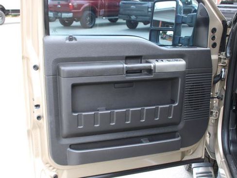 Used 2012 Ford F250 Lariat w/ Chrome Pkg AWD/4WD image 40