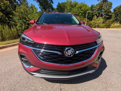 Used 2020 Buick Encore GX Essence FWD image 2