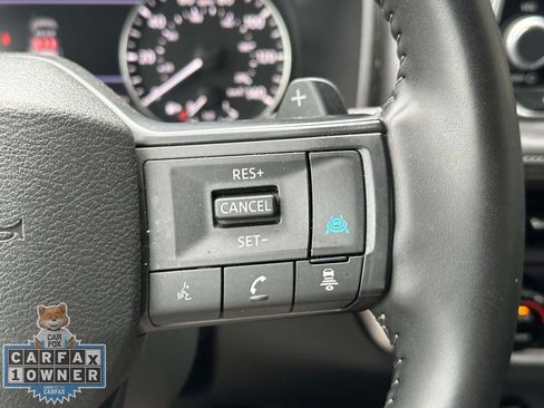 Used 2025 Nissan Rogue SV AWD/4WD image 24