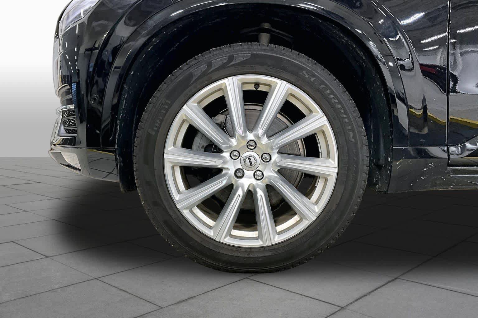 Used 2018 Volvo XC90 T6 Inscription w/ Convenience Package AWD/4WD image 11
