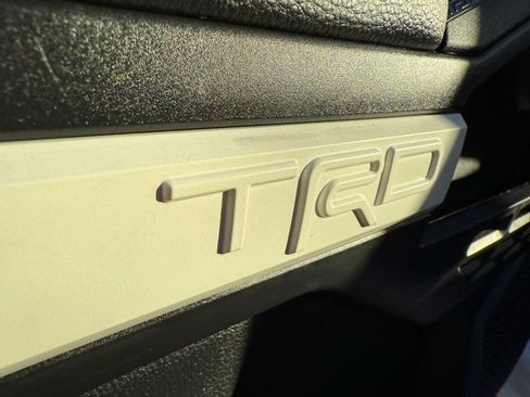 Used 2024 Toyota Tacoma 4x4 Double Cab image 13