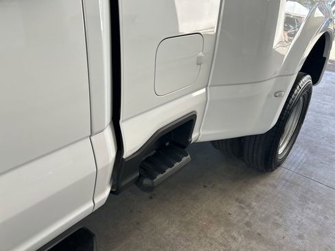 Used 2024 Ford F350 XL w/ Snow Plow Prep Package image 17