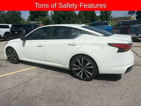 Used 2022 Nissan Altima 2.5 SR FWD image 6