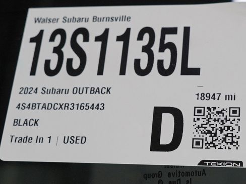 Used 2024 Subaru Outback Premium image 31