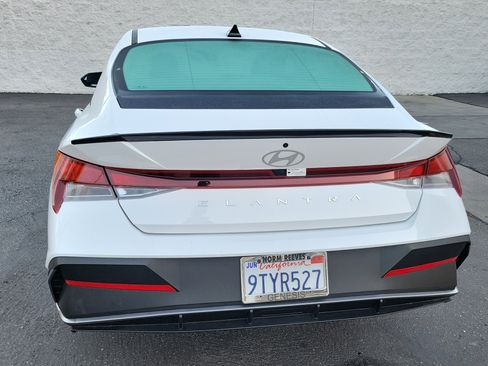 Certified 2025 Hyundai Elantra Sport image 23