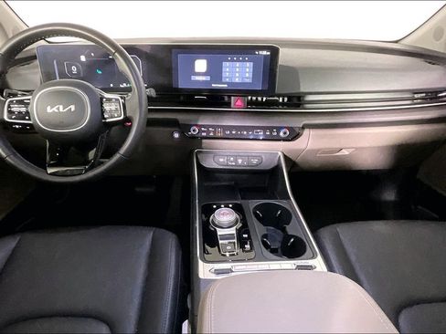 Used 2026 Kia Carnival SX FWD image 15