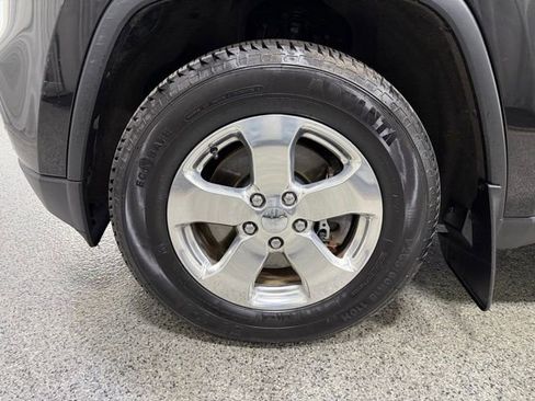 Used 2013 Jeep Grand Cherokee Limited AWD/4WD image 30