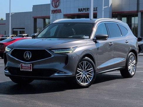 Used 2023 Acura MDX SH-AWD w/ Advance Package image 2