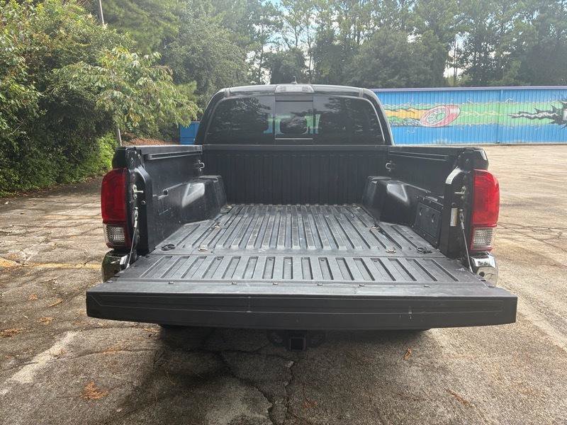 Used 2020 Toyota Tacoma SR5 RWD image 9
