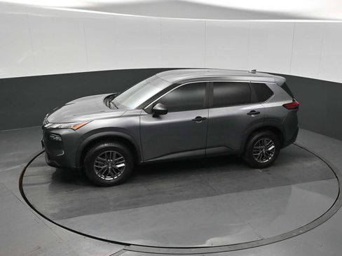 Used 2021 Nissan Rogue S image 13