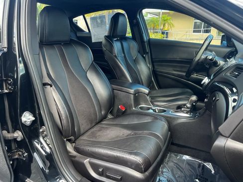 Used 2020 Acura ILX FWD image 12