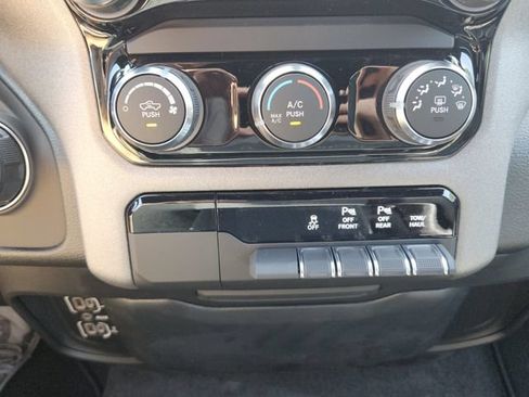 New 2026 RAM 1500 Tradesman AWD/4WD image 19