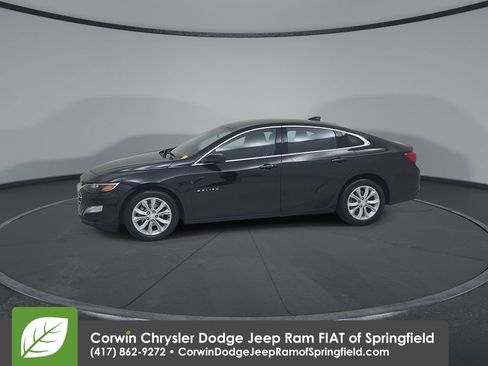 Used 2025 Chevrolet Malibu LT image 8