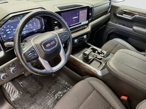 Used 2023 GMC Sierra 1500 Elevation w/ LPO, Elevation Black Package AWD/4WD image 7