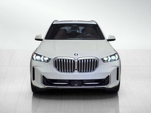 Used 2024 BMW X5 xDrive40i w/ Premium Package AWD/4WD image 2